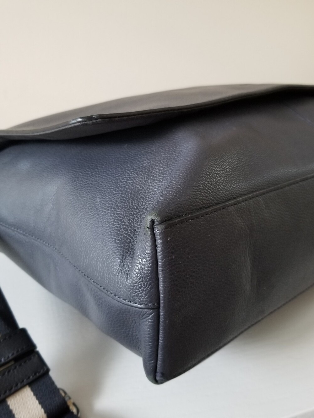 Coach Charles Messenger Bag Crossbody Navy - Picture 9 of 16